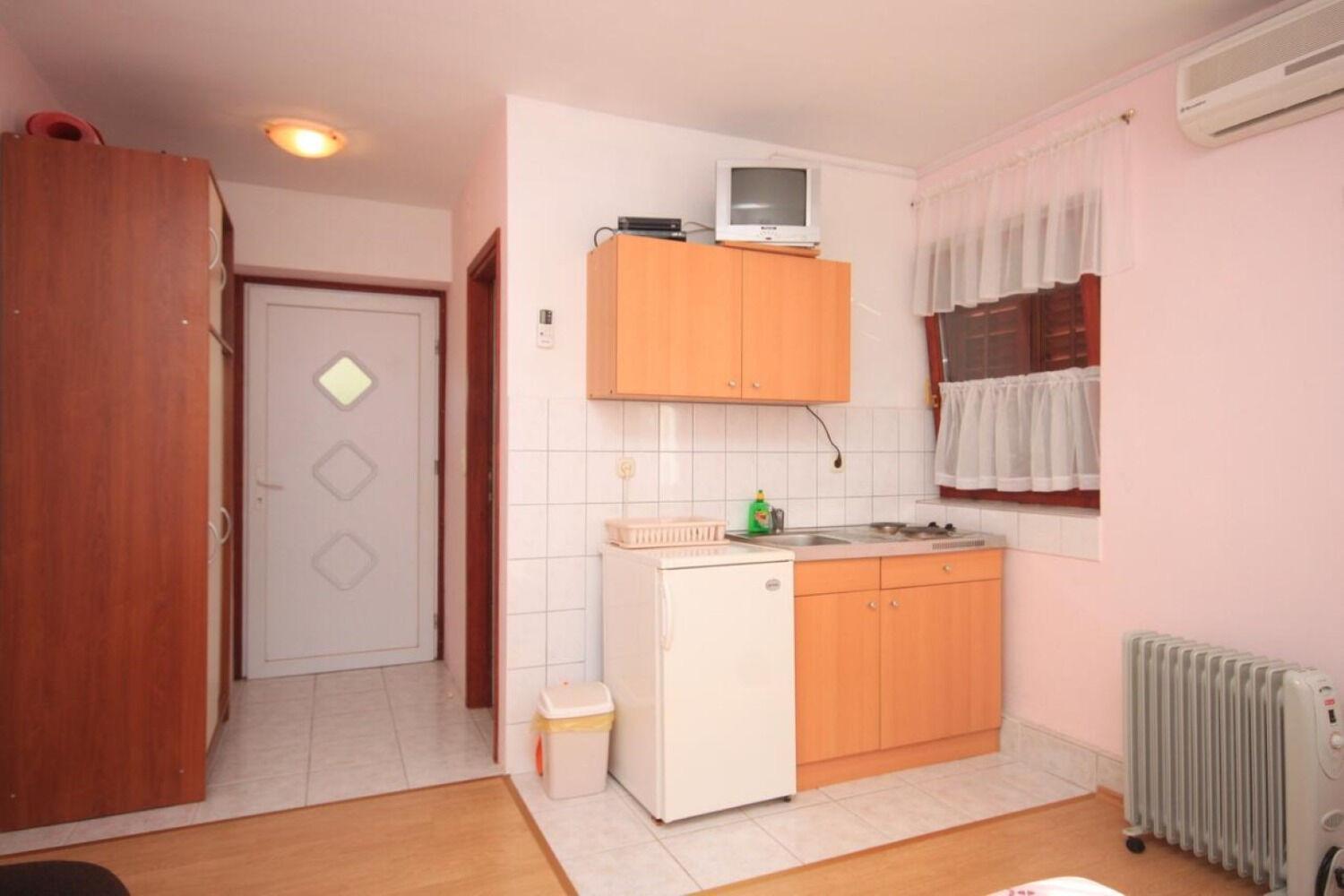 Apartments Nada - 100 M From Beach Kali Eksteriør bilde